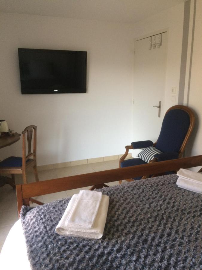 Bed and Breakfast Les Terrasses De Rochetaillee Exterior foto